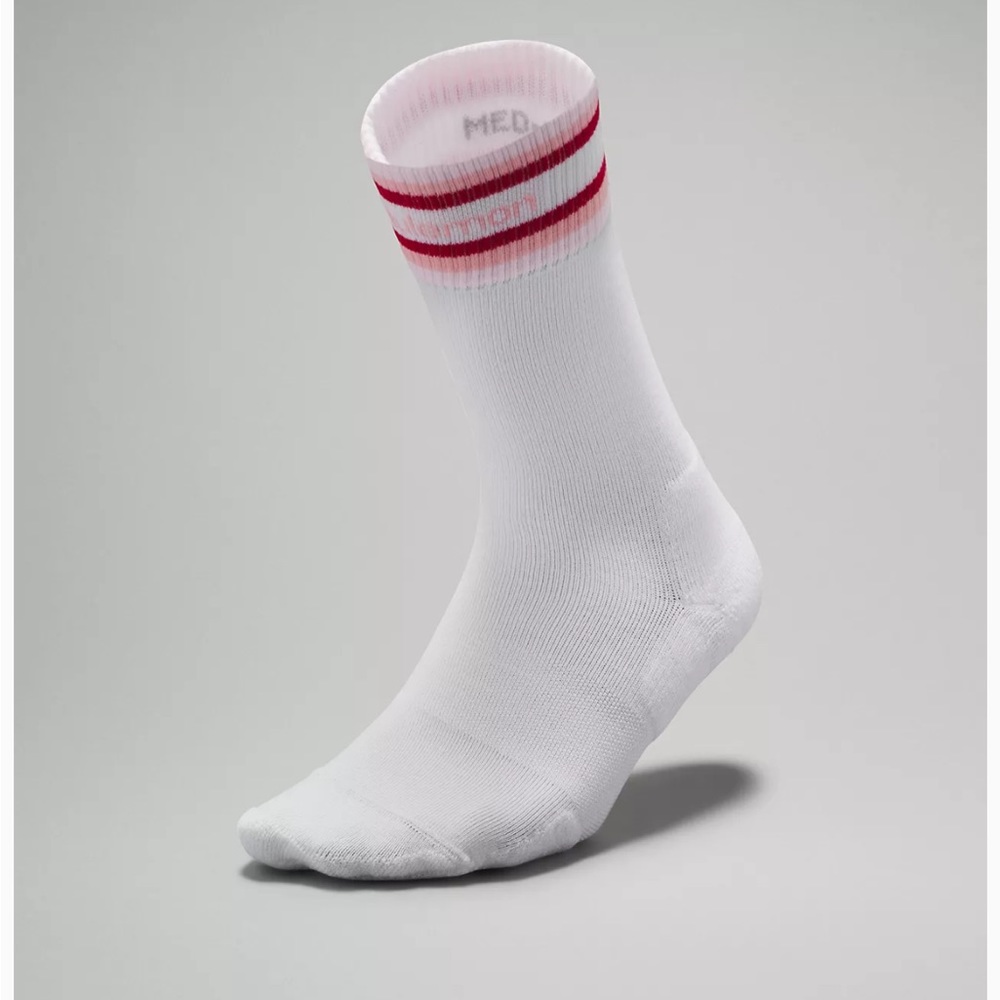 Lululemon Women's Daily Stride Comfort Crew Socks Large Pink